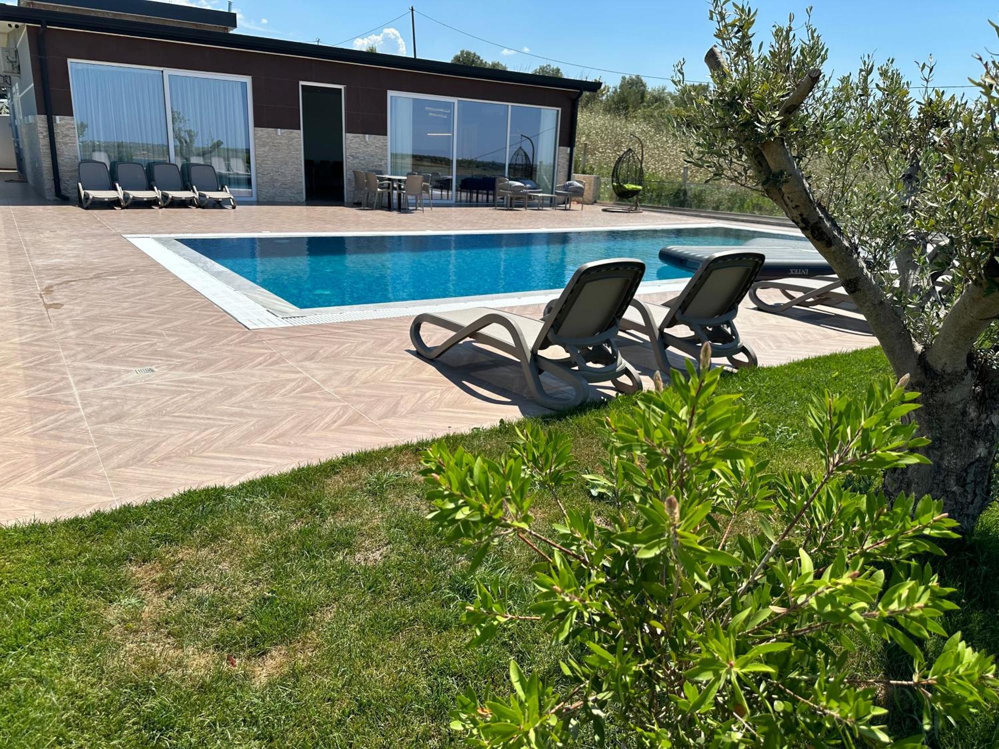luxury villa swimming pool Gjiri Lalzit Durrës Esterno foto