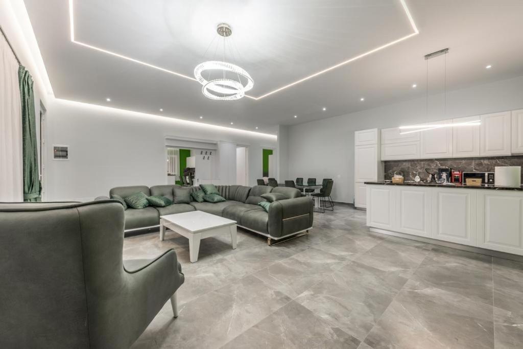 luxury villa swimming pool Gjiri Lalzit Durrës Esterno foto