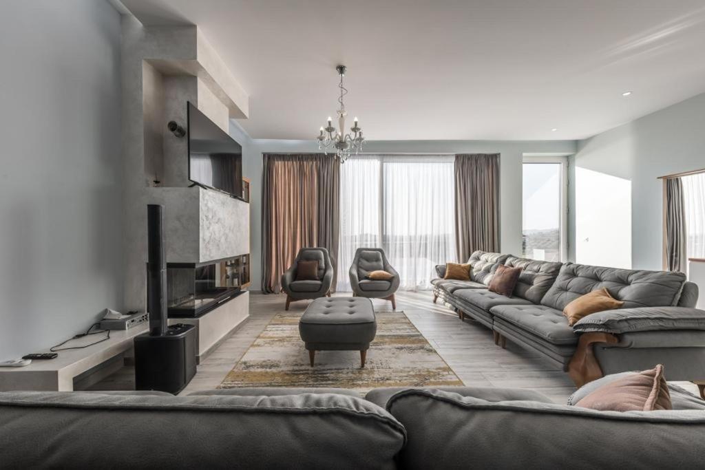 luxury villa swimming pool Gjiri Lalzit Durrës Esterno foto