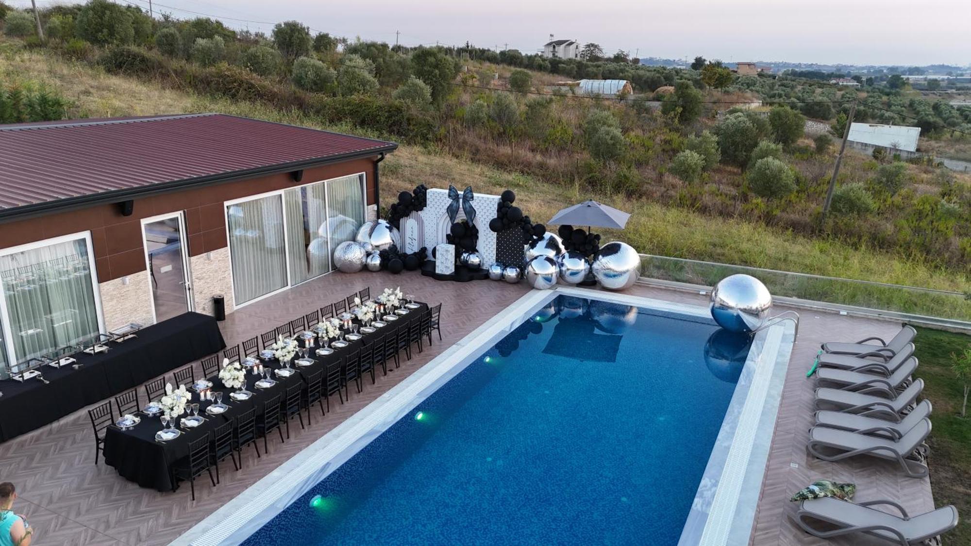 luxury villa swimming pool Gjiri Lalzit Durrës Esterno foto