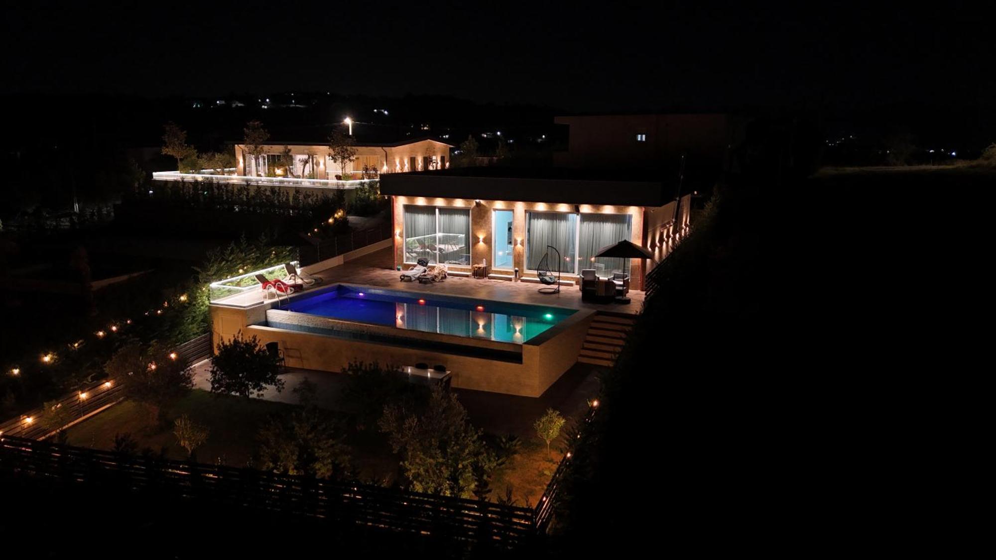 luxury villa swimming pool Gjiri Lalzit Durrës Esterno foto