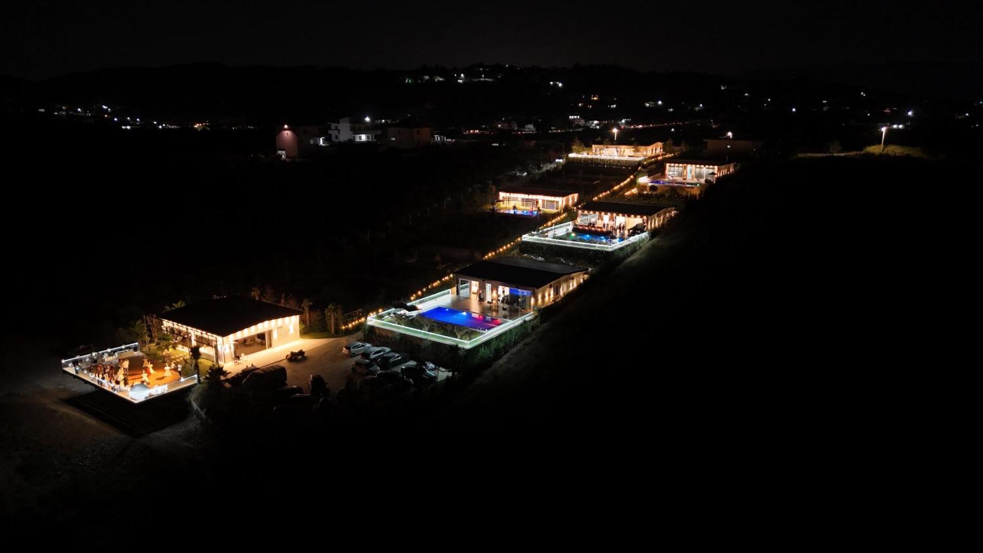 luxury villa swimming pool Gjiri Lalzit Durrës Esterno foto