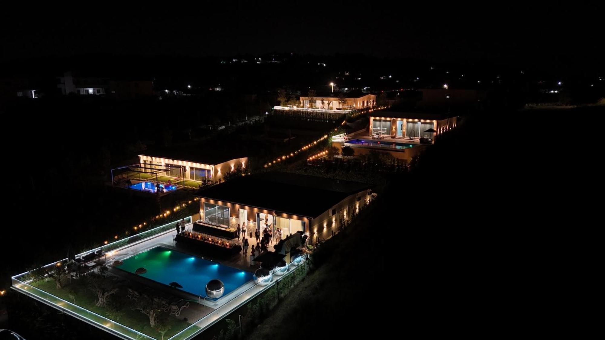 luxury villa swimming pool Gjiri Lalzit Durrës Esterno foto